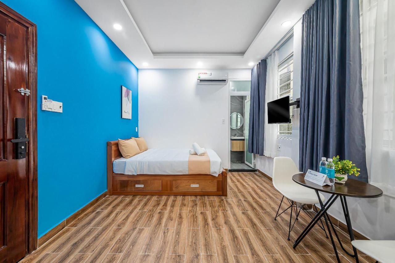 Cozrum Homes - Retro House Хошимин Экстерьер фото