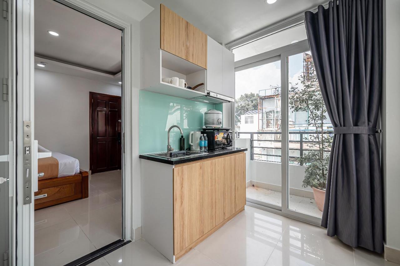 Cozrum Homes - Retro House Хошимин Экстерьер фото