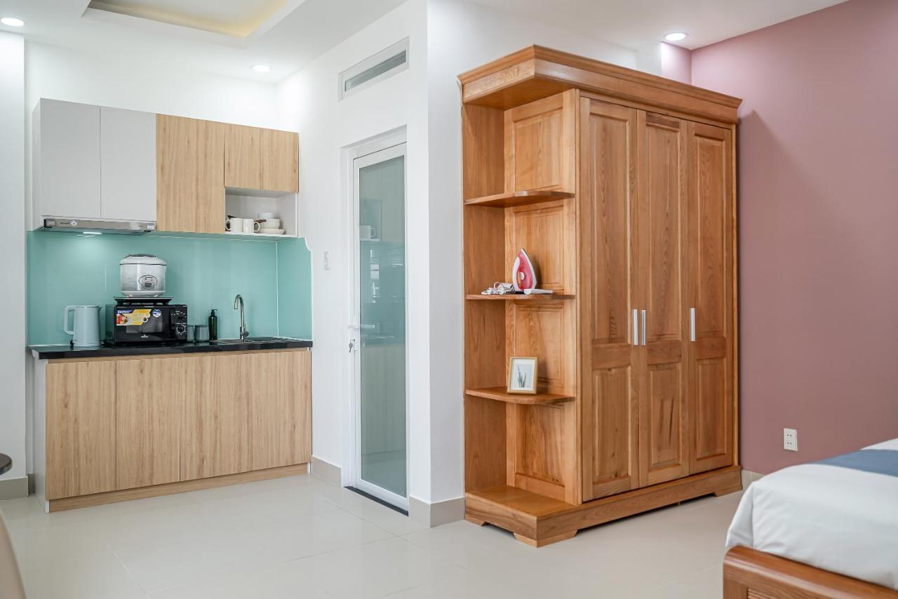 Cozrum Homes - Retro House Хошимин Экстерьер фото